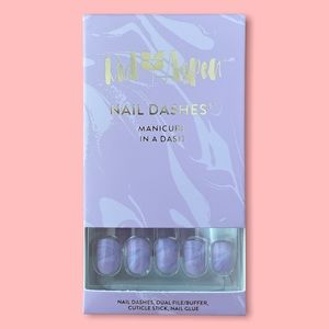 NIB Red Aspen Short Square Nail Dashes in Annabelle Got An Amethyst (Purple)